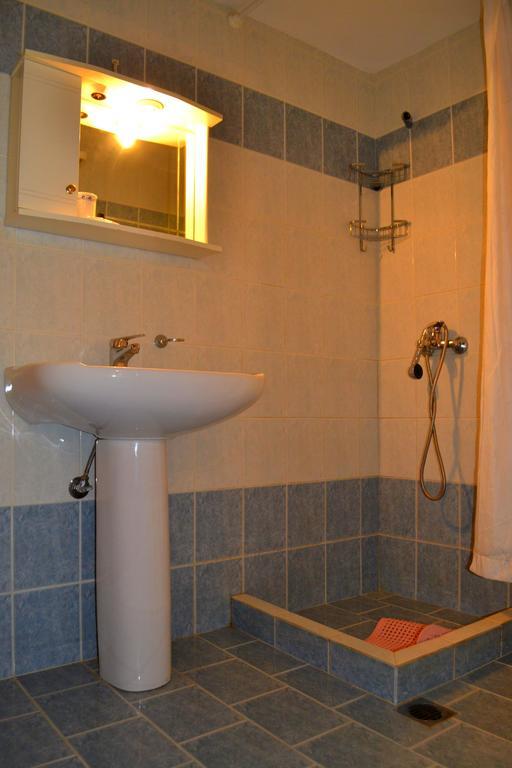 Chouchounikos Apartments Lefokastro Ngoại thất bức ảnh