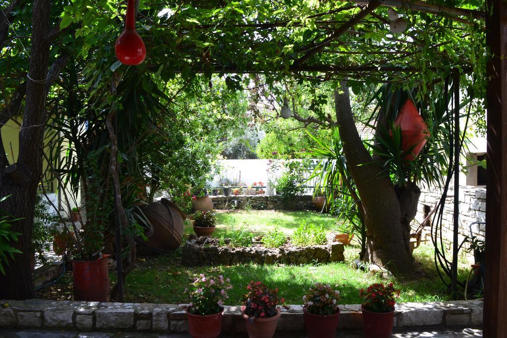 Chouchounikos Apartments Lefokastro Ngoại thất bức ảnh